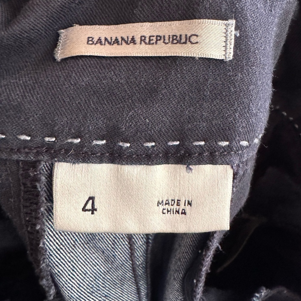 Banana Republic Women’s Navy Blue High Waist Button Front Pants Size 4 Stretch - Picture 5 of 5